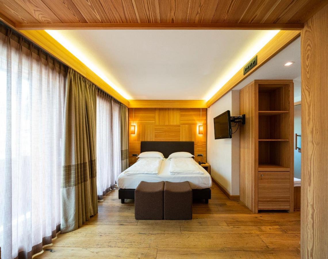 Hotel Larice Livigno Exterior photo